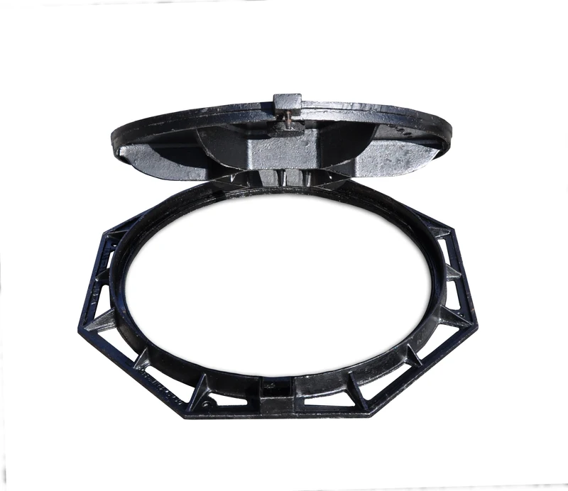 Capac din fonta D.600 EN-124 C250 38 kg cu surub RRC805 (634x805x50 mm) 4