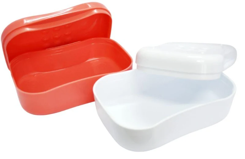 Sapuniera plastic capac 2