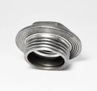 Заглушка проходная для радиатора D. 1" x 1/2" левая чугун ST 3