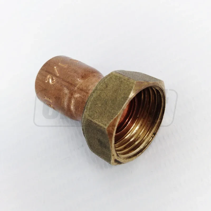 Переход для меди D. 12 x 1/2" М (под скрутку) 2