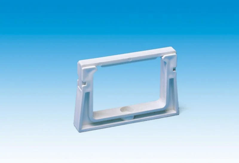 Клипса ПВХ для трубы D. 75 (белая)  EGEPLAST 2