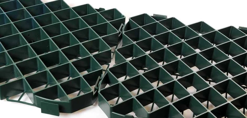 Pavaj ecologic A15 (gratar PE pentru protectia gazonului) 39.5x39.5 cm H=40 mm verde  SAB 4